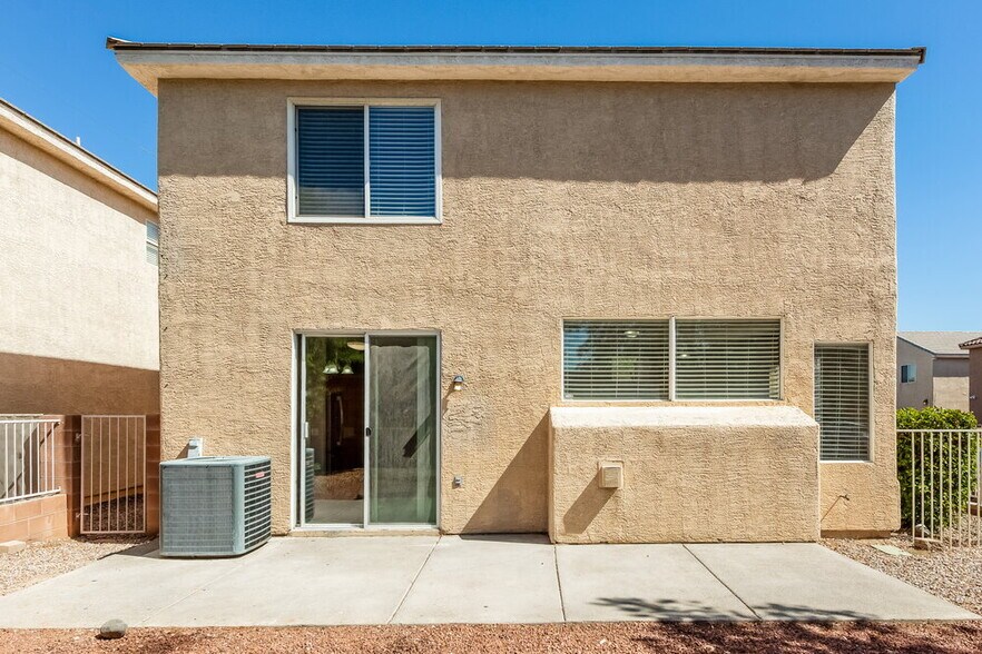Building Photo - 223 Remembrance Ct
