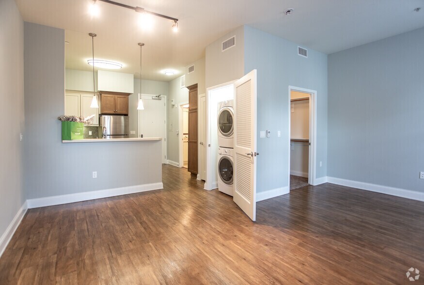 La Belle At Hollywood Tower 6138 Franklin Ave Los Angeles CA 90028