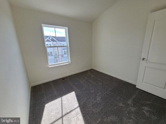 Building Photo - 108 Alderman Wy