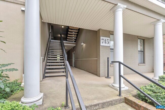 Building Photo - 745 Walker Square
