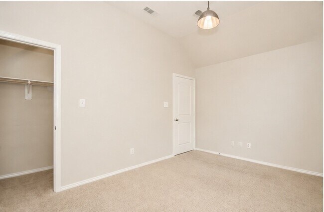 Building Photo - 11518 Elizabeth Brook Dr