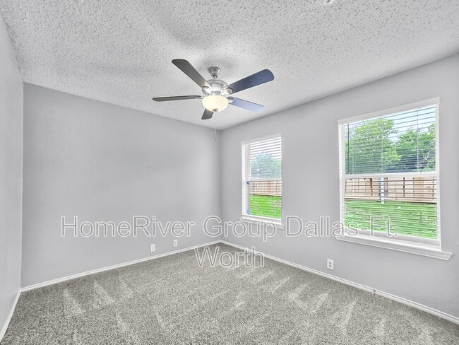 Building Photo - 117 Quail Run Dr