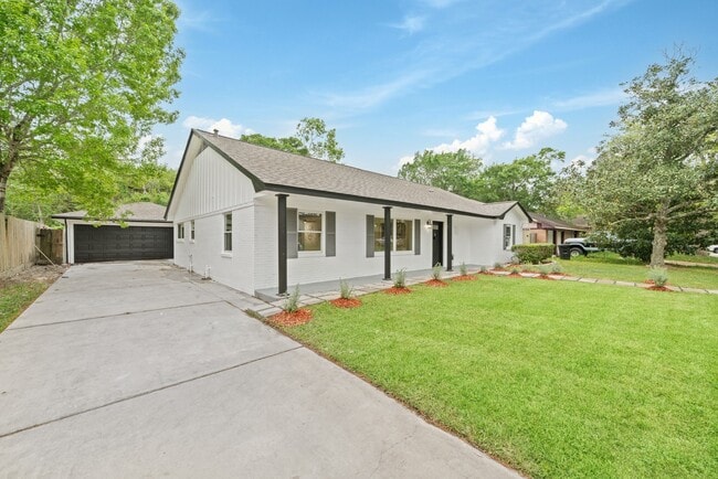Building Photo - 1206 Timber Ln