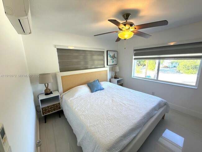 Building Photo - 27346 Martinique Ln