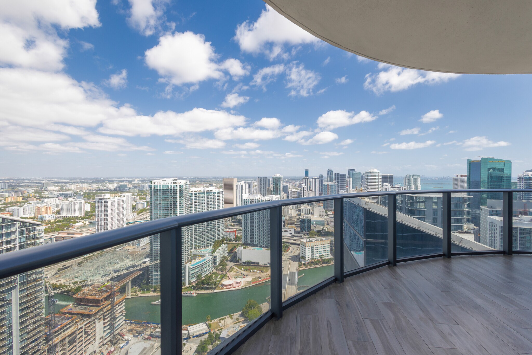Balcony - 801 S Miami Ave