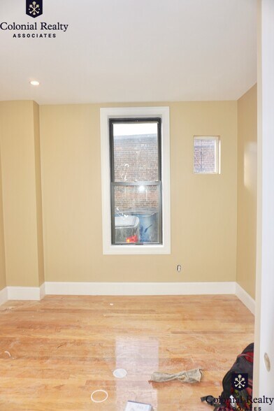 Building Photo - 17 Highgate St