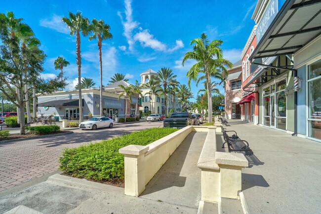 Building Photo - 156 SW Peacock Blvd