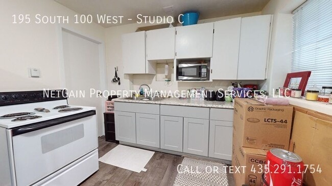 Building Photo - 195 S 100 W