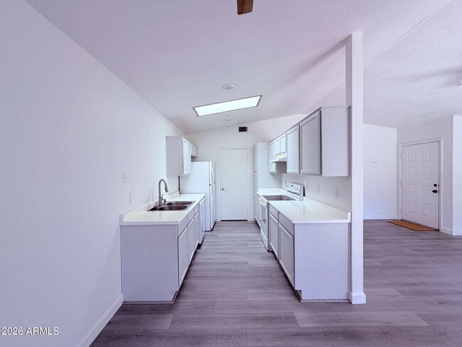 Building Photo - 2705 W Estrella Dr