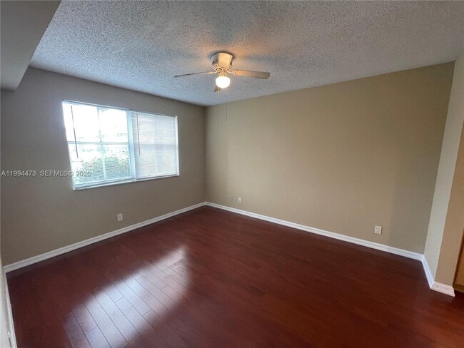 Building Photo - 2829 N Course Dr