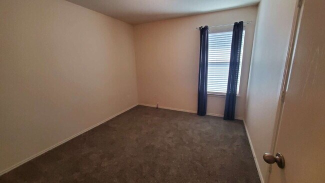 Building Photo - Charming 3 bedroom, 2 bath, 1,354 sq.ft. h...