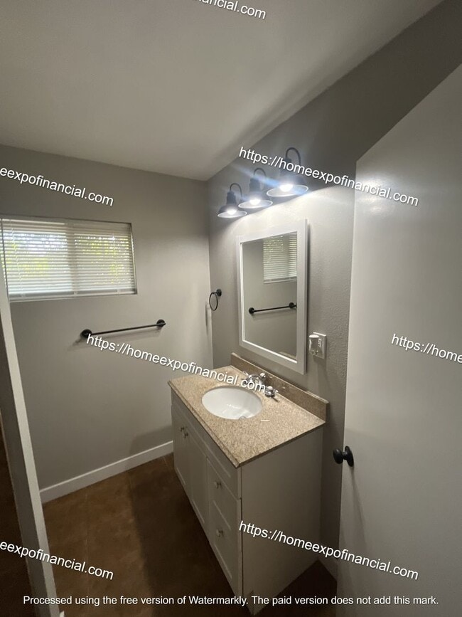 Building Photo - Nice Home For Rent