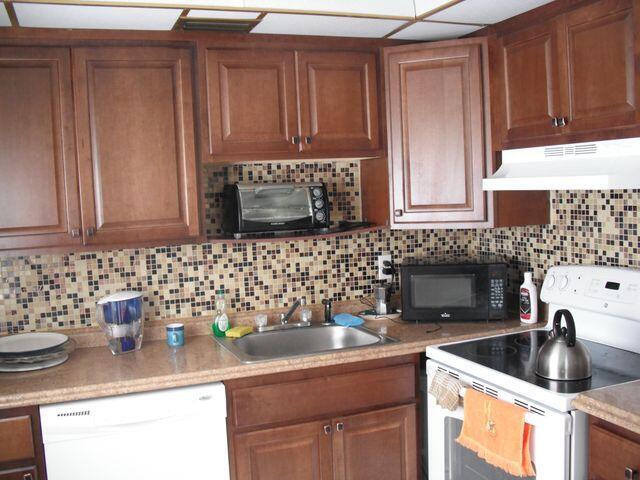 Primary Photo - 345 Brittany Ave