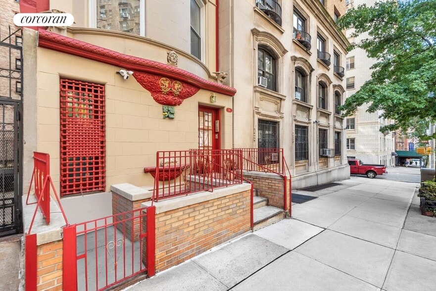Primary Photo - 788 W End Ave