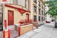 Building Photo - 788 W End Ave