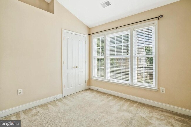 Building Photo - 9980 Cyrandall Dr