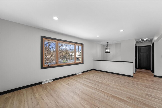 Building Photo - 666-668 Hearne Ct.