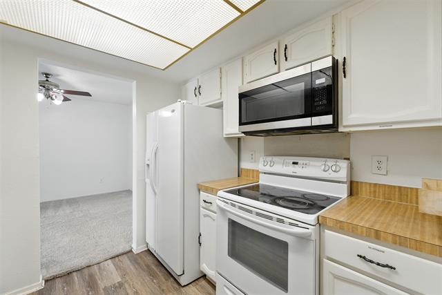 Building Photo - 2819 Capella Cir