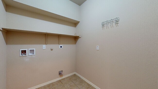 Building Photo - PRICE DROP $2,150! CORNER LOT HOME IN COVE BY FORT HOOD!!!