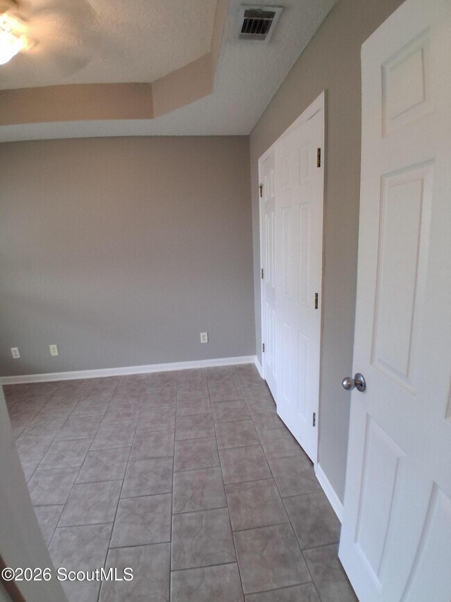Building Photo - 245 Promise Ln
