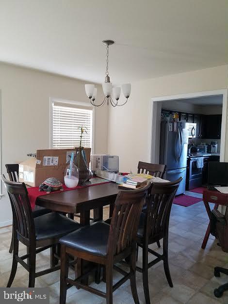 Building Photo - 20 Sandy Ln