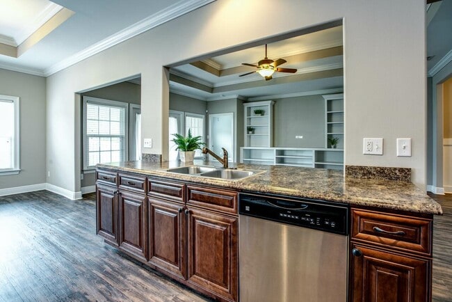 Building Photo - 2475 Tippecanoe Ridge