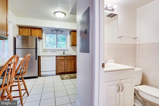 Building Photo - 4771 Parkman Ct