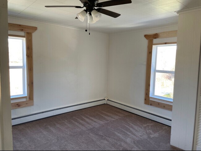 Building Photo - 111 Mohawk Ln