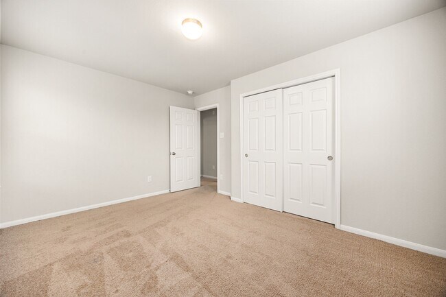 Building Photo - 4323 Wyanngate Dr