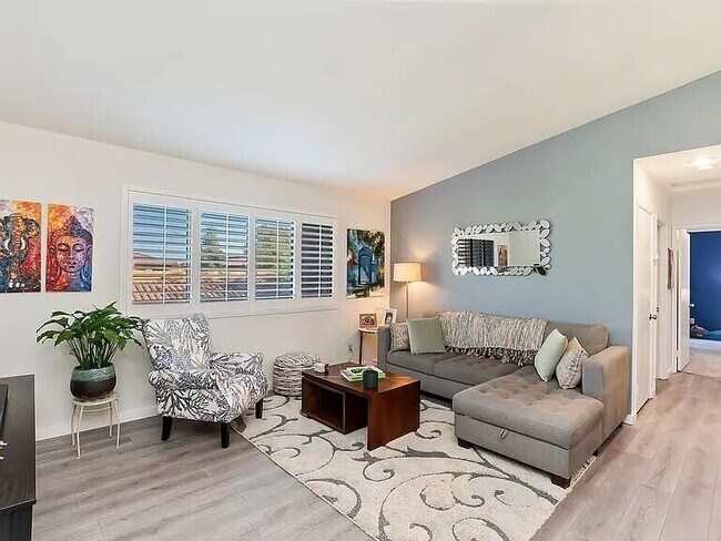 Primary Photo - 31200 Landau Blvd