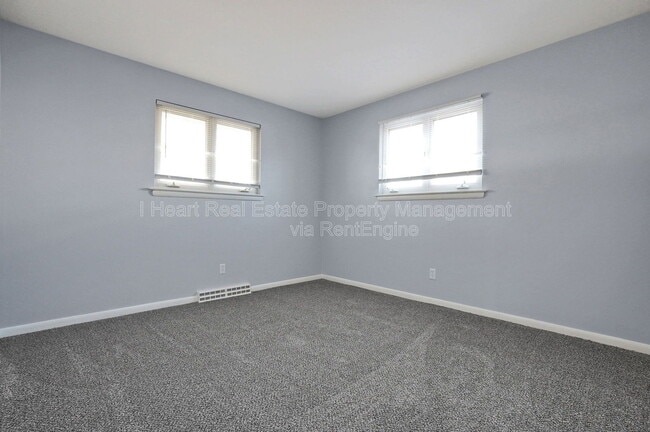 Building Photo - 472 Buena Vista Ave