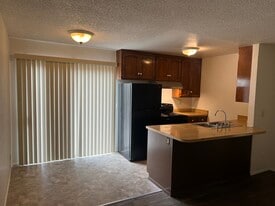 Building Photo - 3071 Juniper St