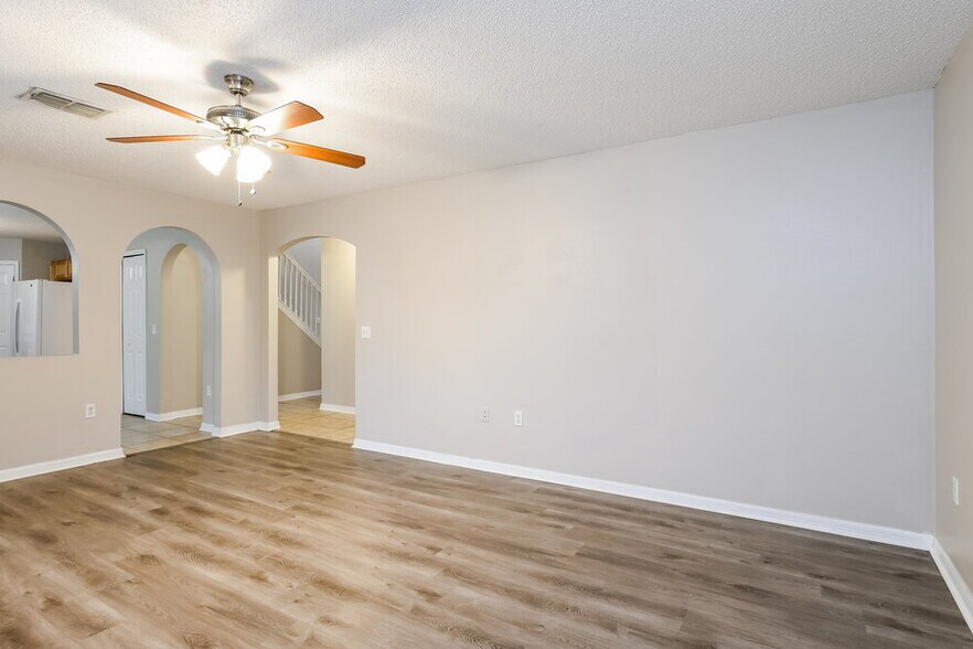 Building Photo - 5309 Sunset Canyon Dr