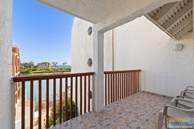 Building Photo - 6201 Padre Blvd