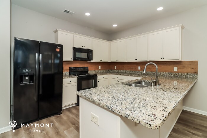 Building Photo - 30 Howard Ave