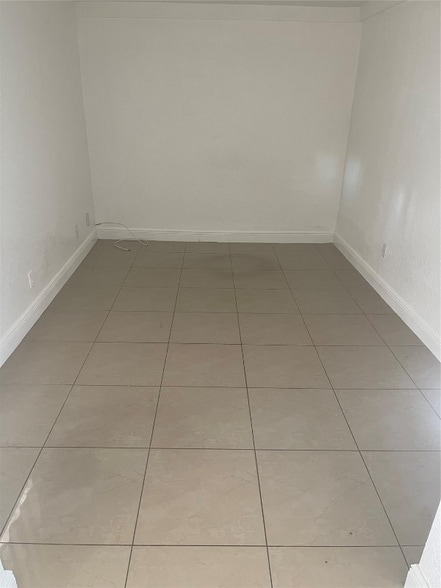 Building Photo - 3611 NE 15th Ave