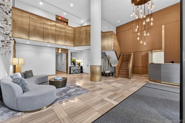 Building Photo - 305 E 51st St