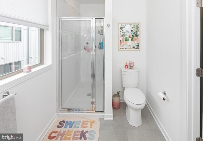 Building Photo - 3123 Beachview Ln