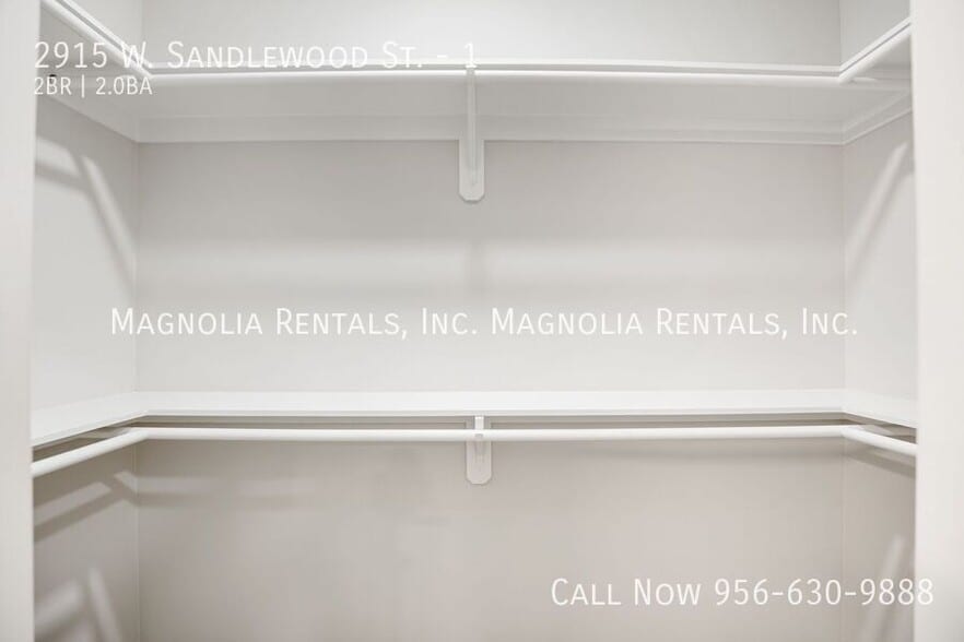 Building Photo - 2915 W Sandlewood St