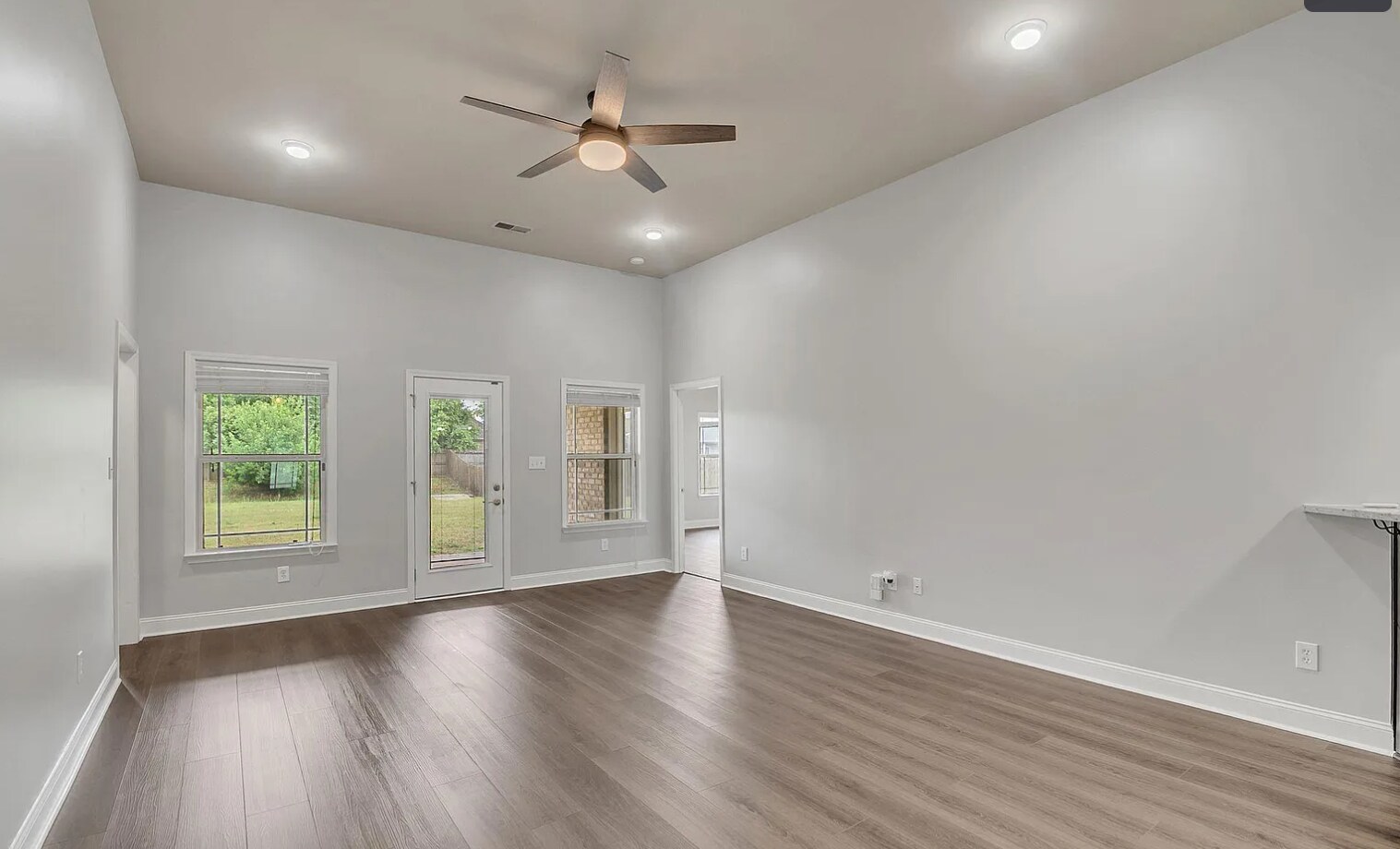Building Photo - 24580 Silent Spring Dr