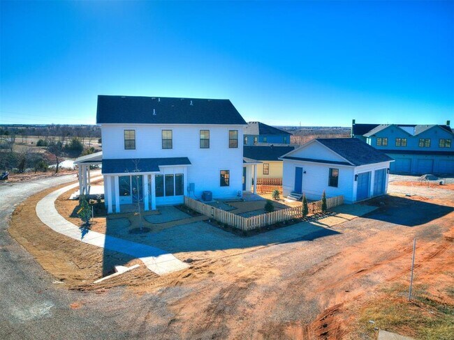 Building Photo - 29615 E Rdg Rd