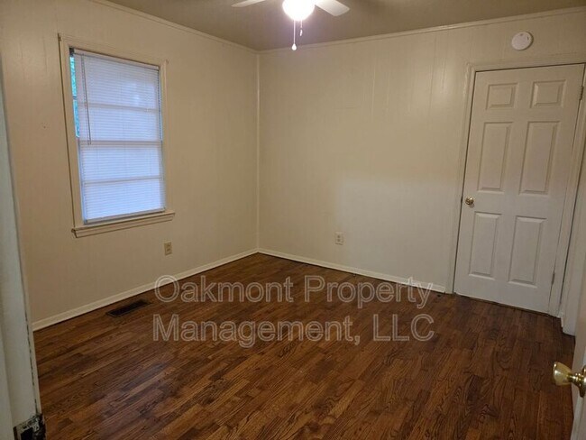 Building Photo - 5313 Bayleaf Dr