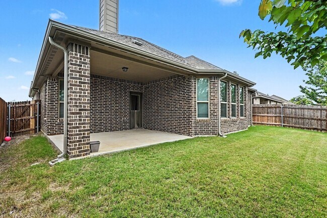 Building Photo - 7656 Northumberland Dr