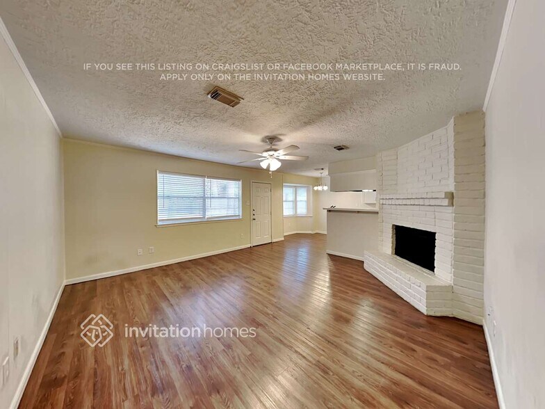 Building Photo - 16915 Bally Castle Dr