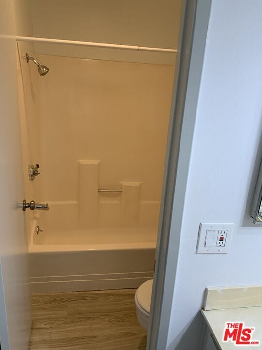 Building Photo - 1115 Raintree Cir