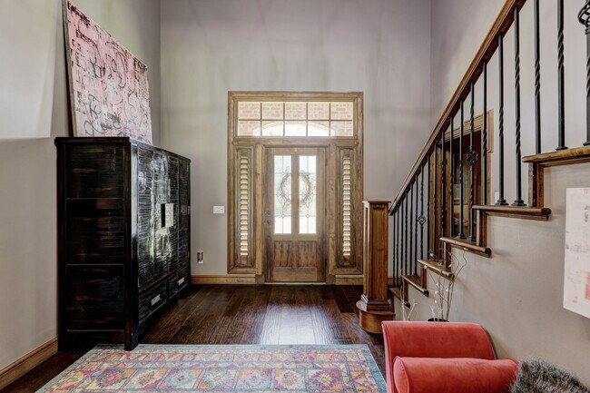 Building Photo - Luxury home in Oak Tree Park with a pool/tennis court/playground/walking trails - Edmond North Hi...