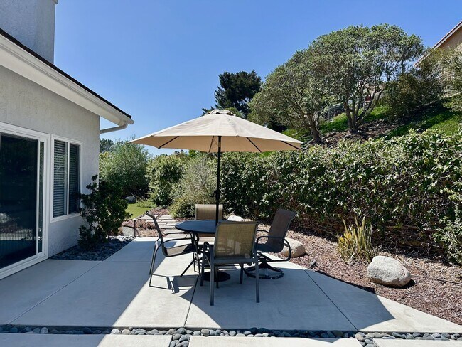Building Photo - FOR RENT Call For Availability 3Br/3Ba 2128 Sqft Fully Furnished Del Mar Heights Vacation Home, C...