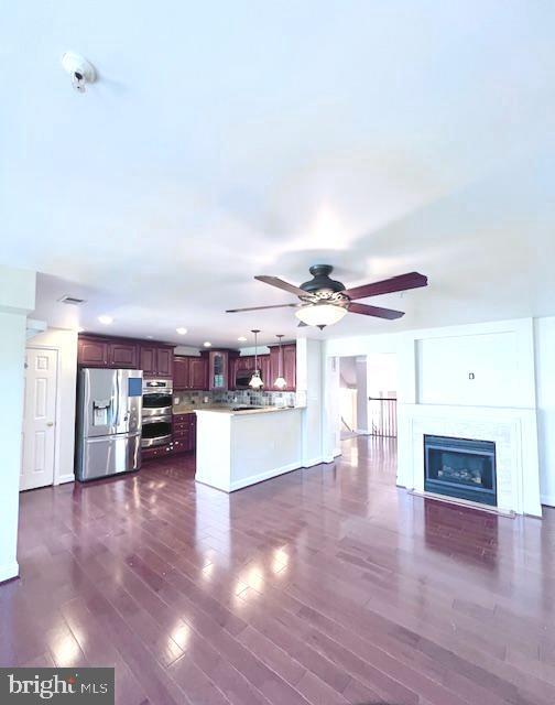 Building Photo - 15260 Rosemont Manor Dr