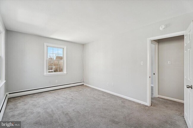 Building Photo - 811 Burmont Rd