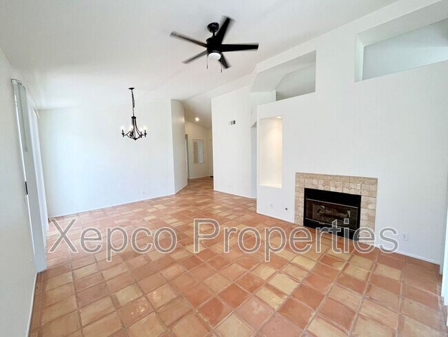 Building Photo - 42451 Saladin Dr